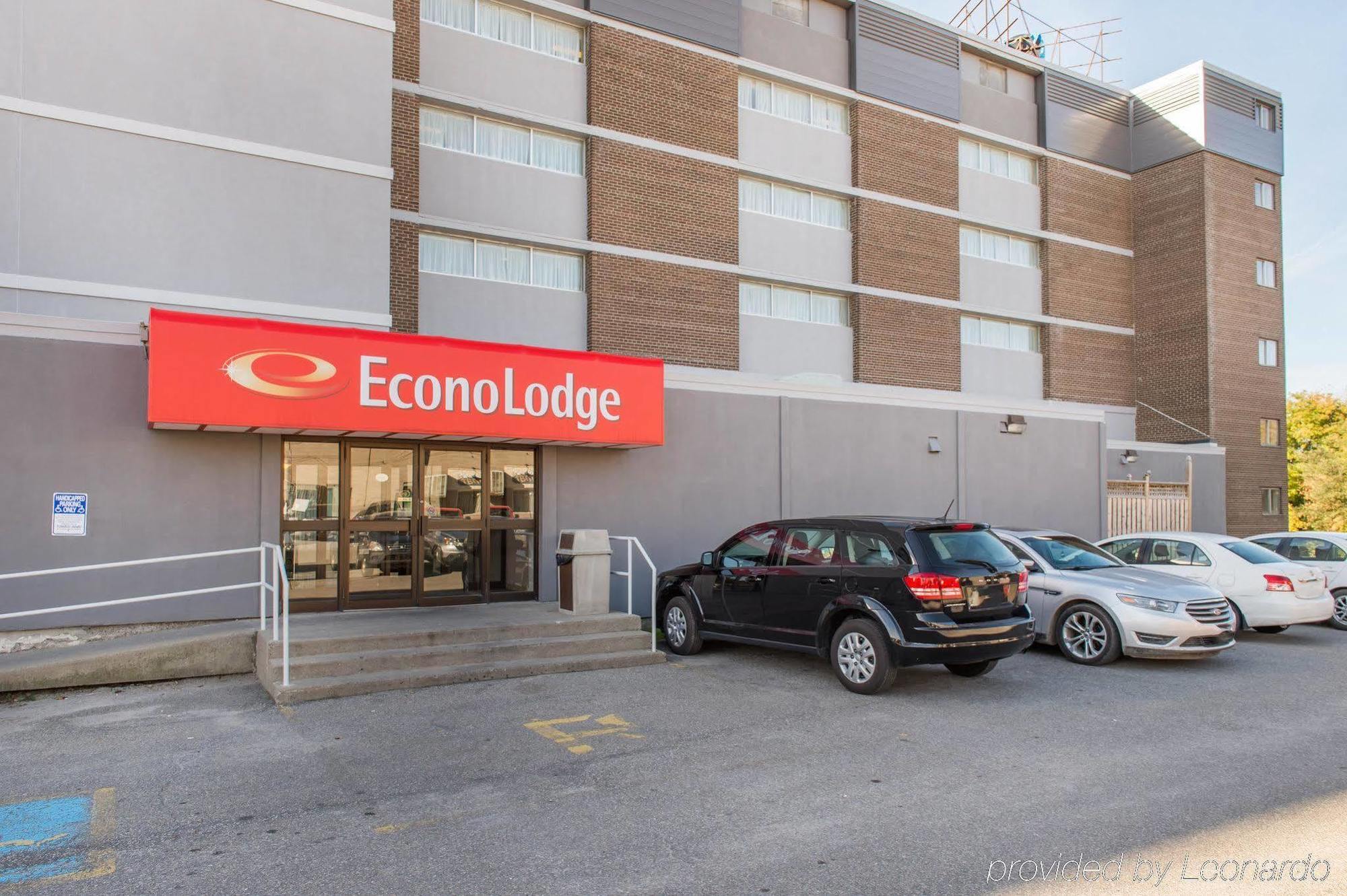 Econo Lodge Smiths Falls Exterior foto